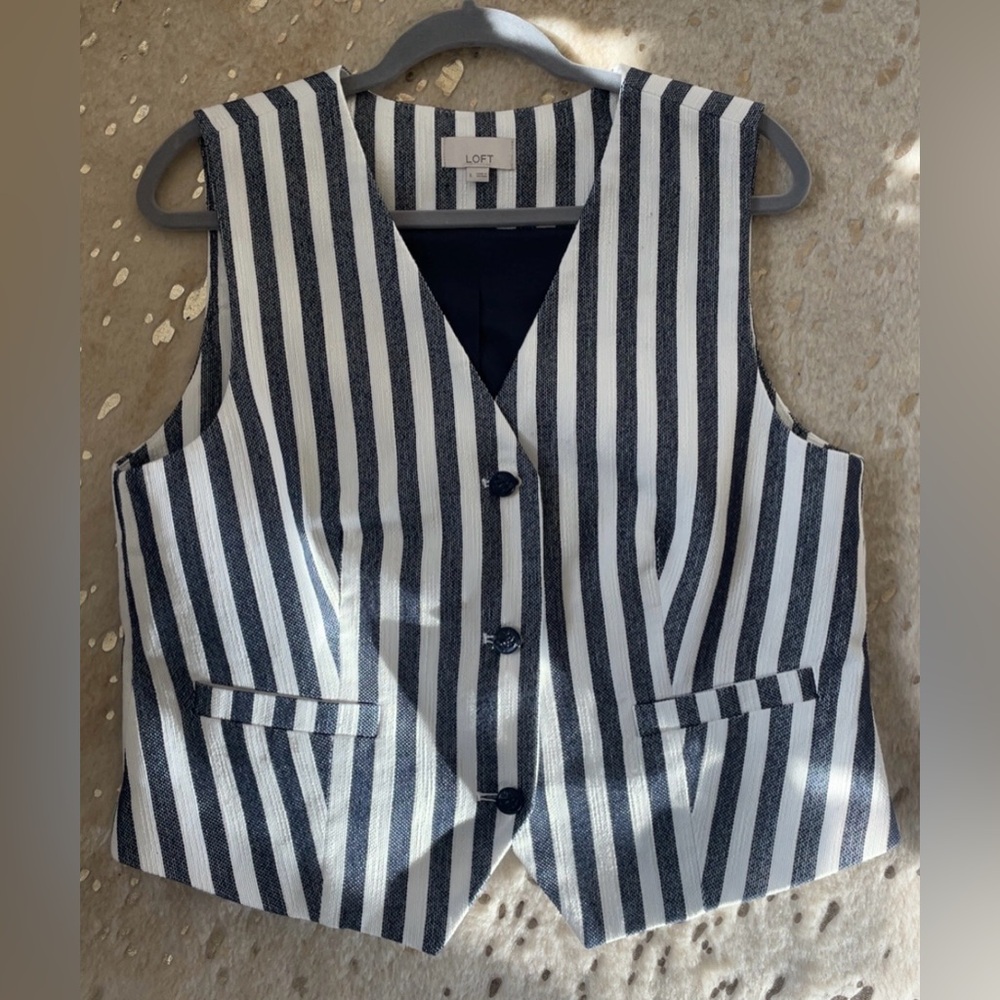 LOFT Navy and White Striped Vest L - Picture 5 of 6